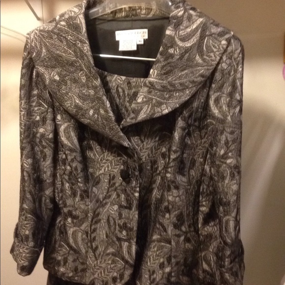 Suit - Picture 1 of 1